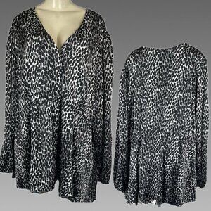 Torrid +5 Black Animal Print Satin Button Down V-Neck Long Sleeve Peplum Blouse